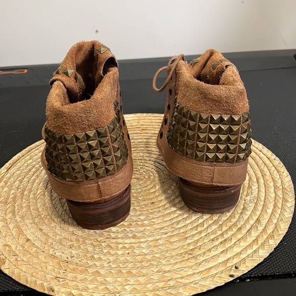 ZIGI Girl Funky Western Fold Over Leather Combat Boots Size 8.5 - Picture 10 of 16